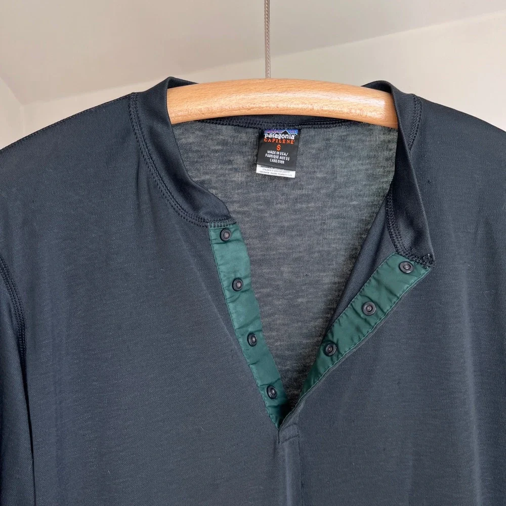 Patagonia Capilene Henley Top S‎ Black Long Sleeve Base Layer Made in USA